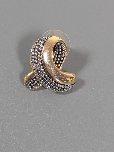 Bold Classic Two Tone Ribbon Twist Statement Earrings Gold Tone Pierced - Picture 7 of 10