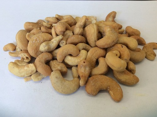 Cashew Nuts Roasted Salted A Grade Premium Quality Free UK P&P - Picture 2 of 3
