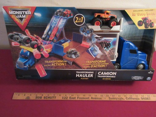 HOT WHEELS MONSTER JAM TRANSFORMING HAULER PLAYSET FACTORY SEALED NEW - Picture 2 of 9