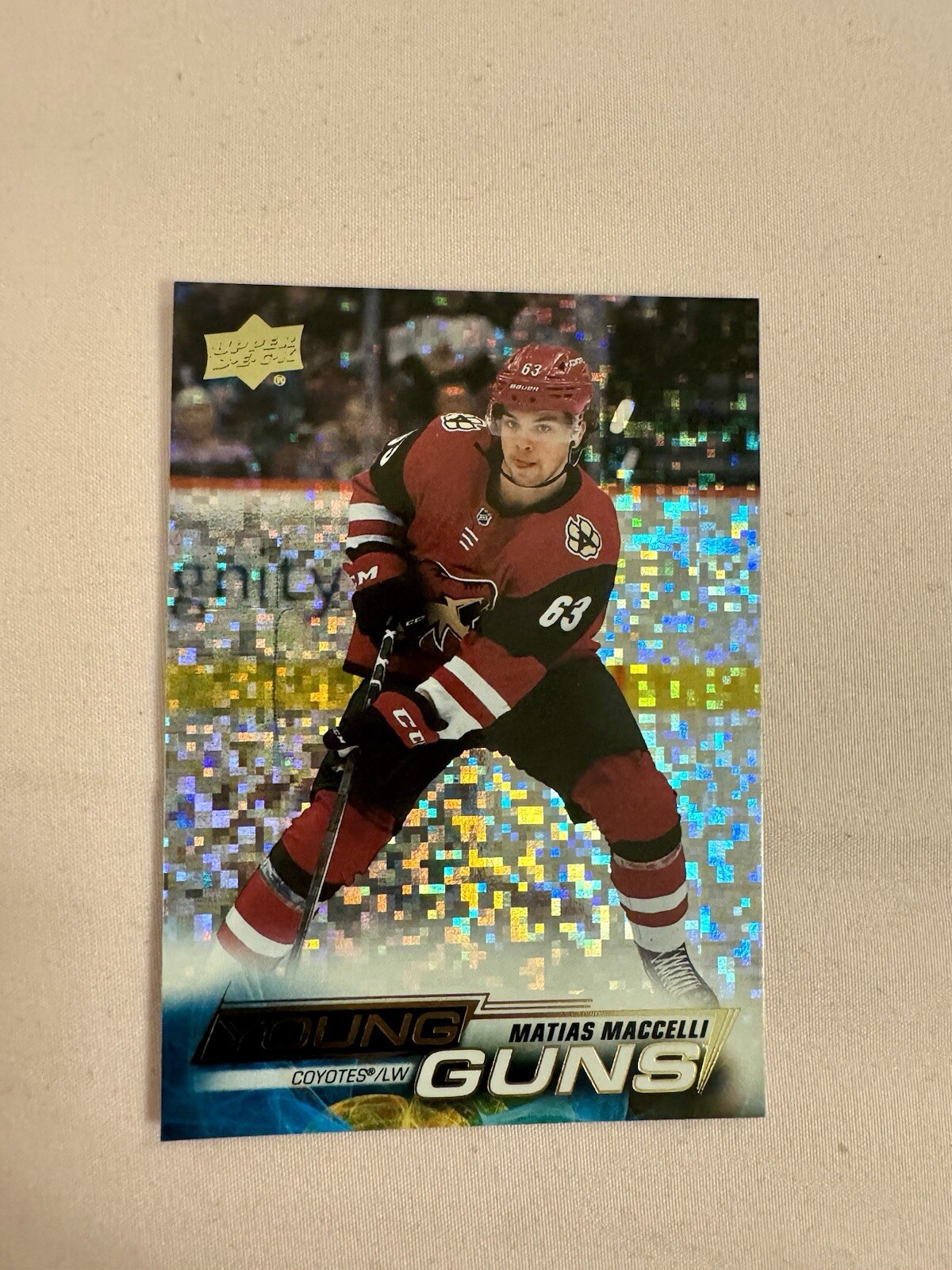 2022-23 Upper Deck #216 Matias Maccelli Young Guns Speckled Rainbow Foil Rookie