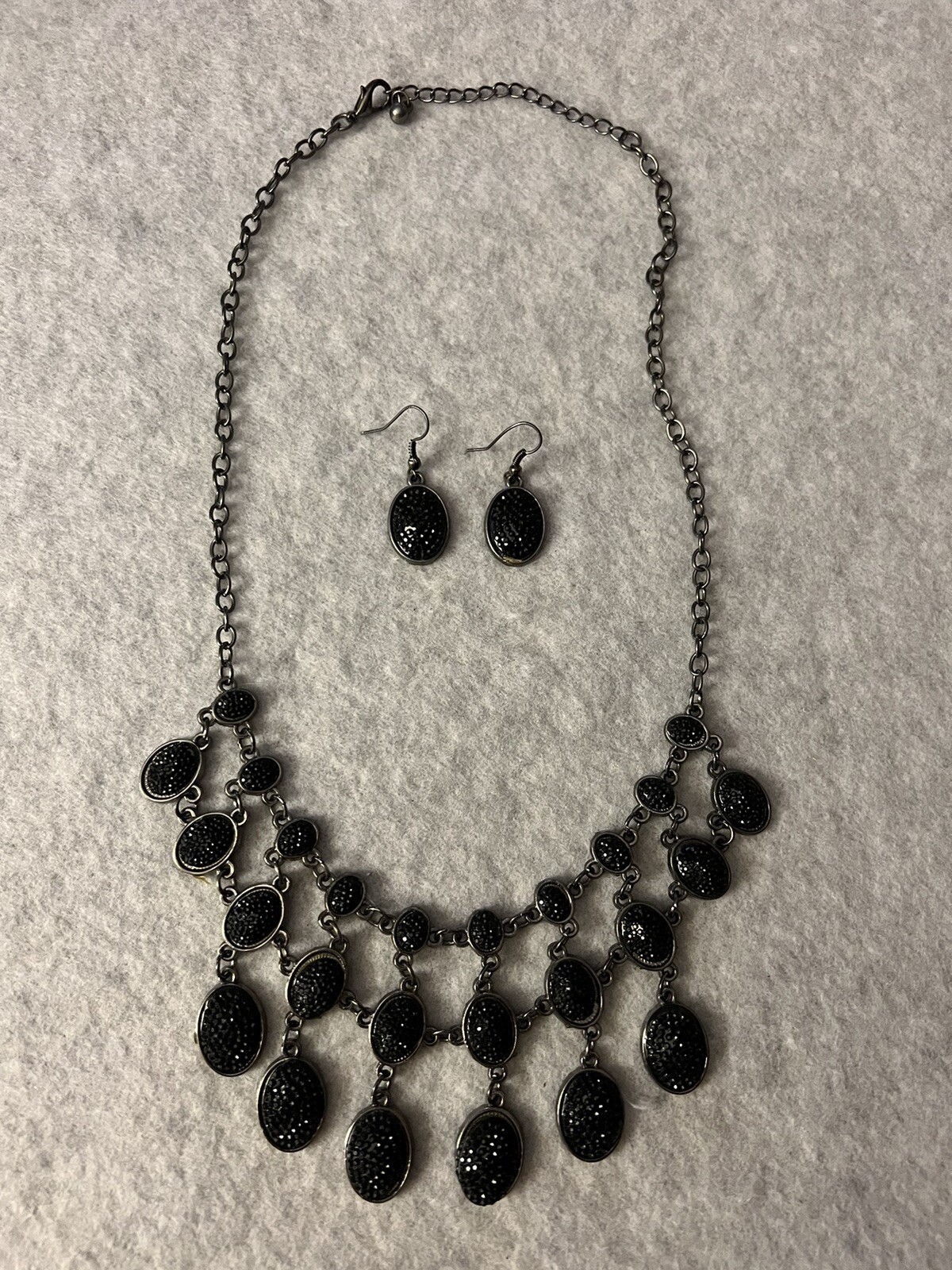 Picture 1 of 12