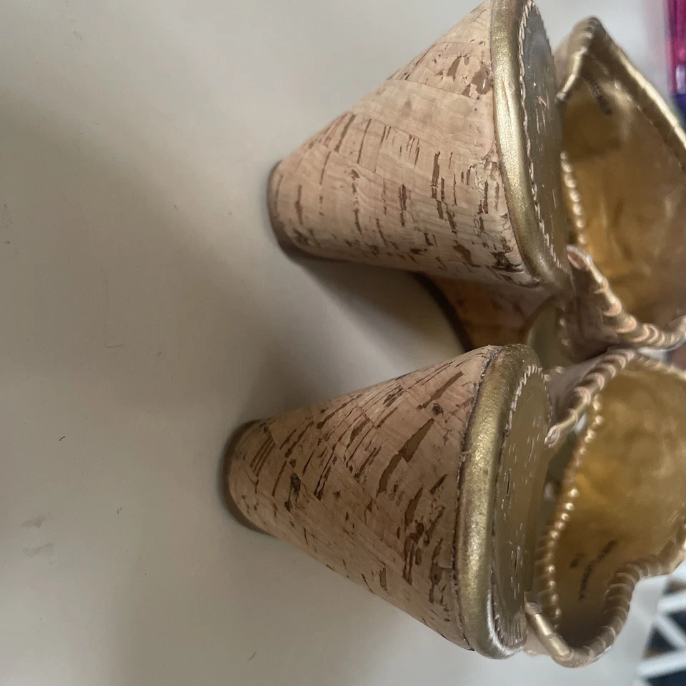 "Sandalias de cuña Jack Rogers 8 de corcho y oro de 2,75""" Foto 4 de 4