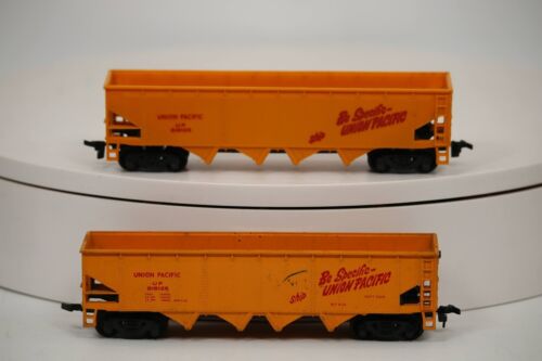 HO SCALE UNION PACIFIC UP YELLOW COAL 4-bay HOPPER CAR TRAINS LOT OF 2 - Picture 5 of 7