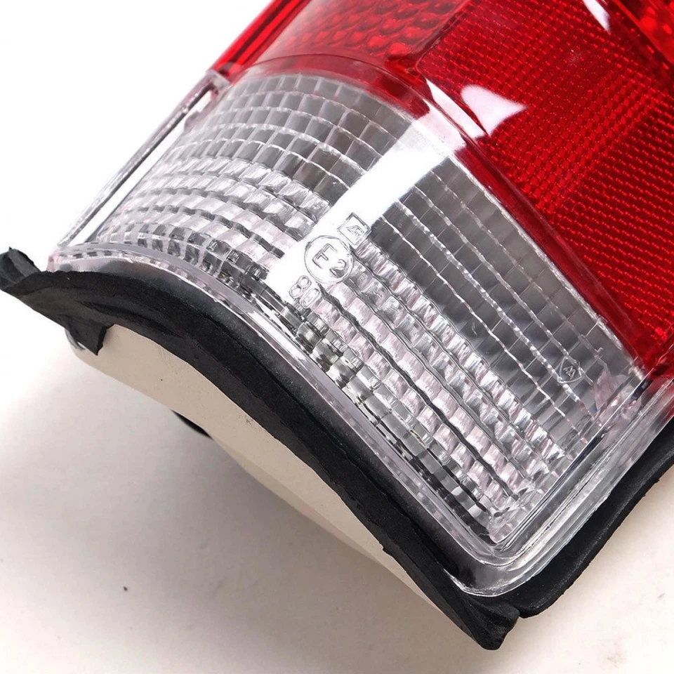 Lámpara de luz trasera Ute para camioneta Mazda B1600 B1800 B2000 B2200 1977-1985 Foto 4 de 4