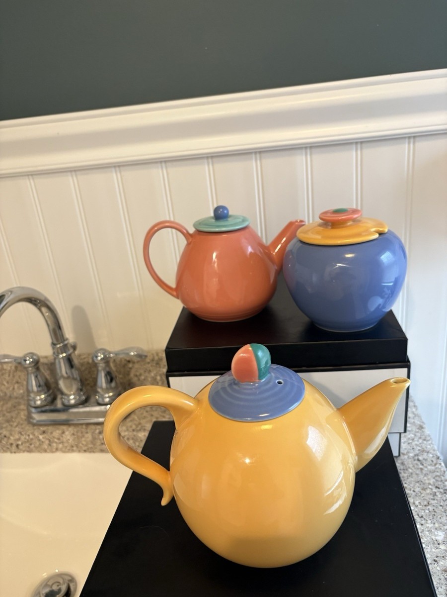 Lindt Stymeist Colorware Ceramic Tea / Coffee 3 pc Set w Lids BN