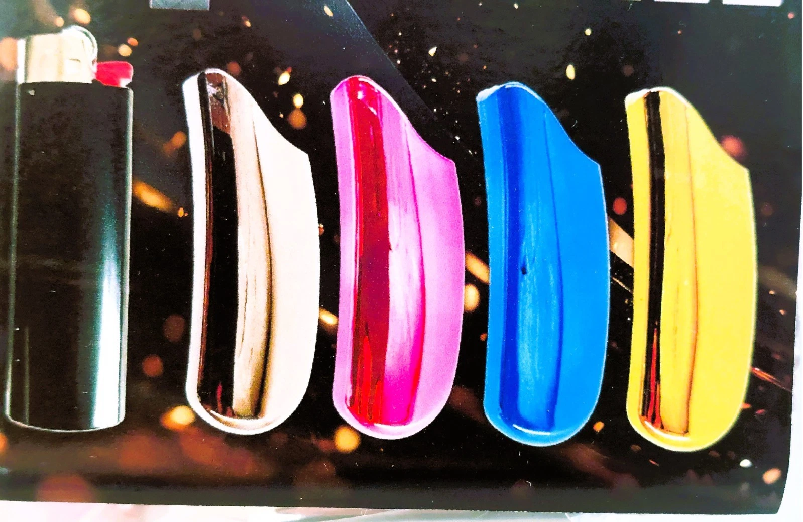 Curved Lighter Cases for Large bic lighters complete with lighters x 4 - Picture 1 of 3