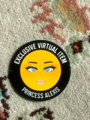 Robl0x | Princess Alexis Face Fairytale Queen Celebrity Series 8 - RARE Toy Code