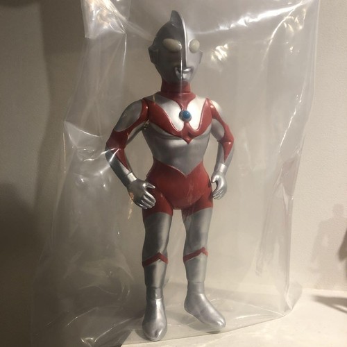 Ultraman Asoft Vinyl - Picture 3 of 3