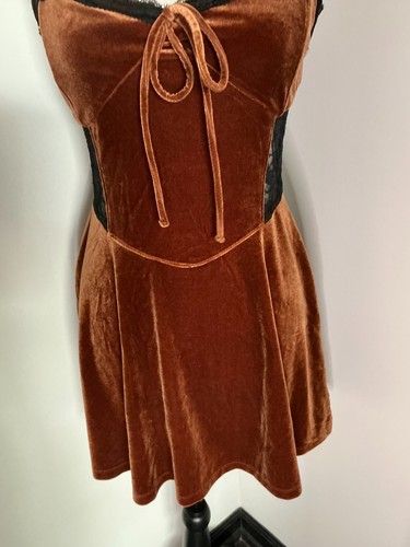 Urban Outfitters Dress Velvet Lace Panel Brown Black Mini Short Cocktail Size M - Picture 10 of 18