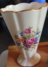 Vintage Lenox Vase "Lenox Rose" with Scalloped Rim 1308/J300 Made in USA