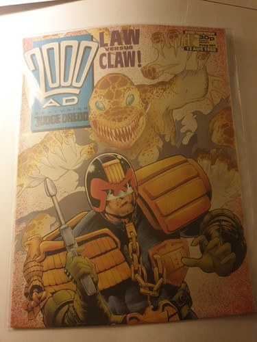 2000AD #587 prog comic - Nice Nm clean - 13 August 1988 Featuring Judge Dredd