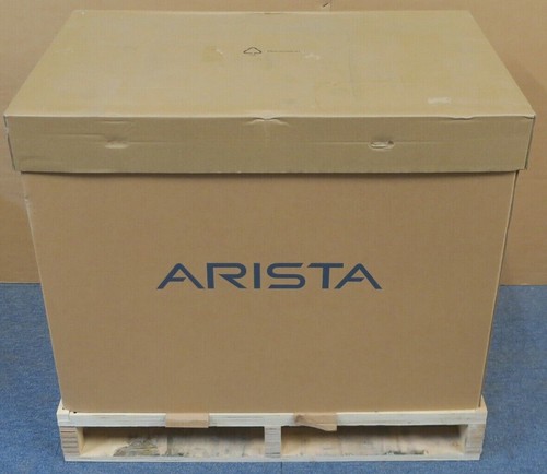 NEW Arista DCS-7308 7300 Series 8-Slot Switch Chassis + 4x PWR-3KT-AC-RED PSU - Picture 11 of 13