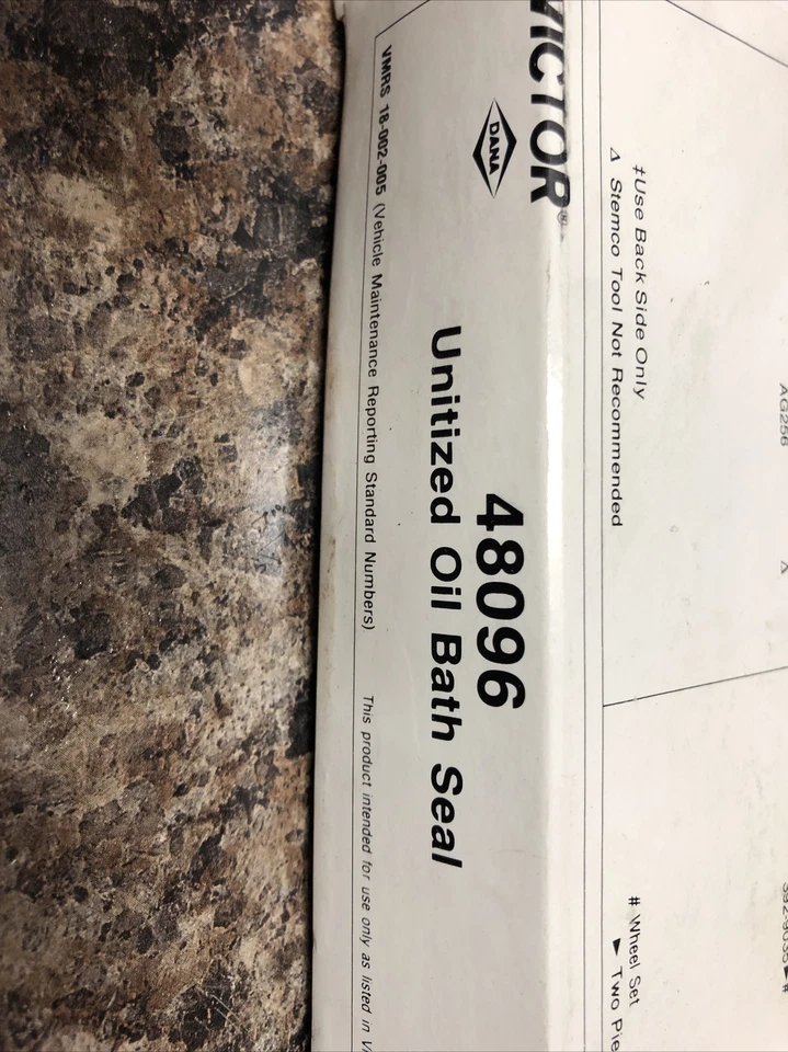 NOS Victor 48096 / 370047A 油浴密封适用于 86-08 福特 Hino 185 F-350 F+S! — 第 2/4 张图片