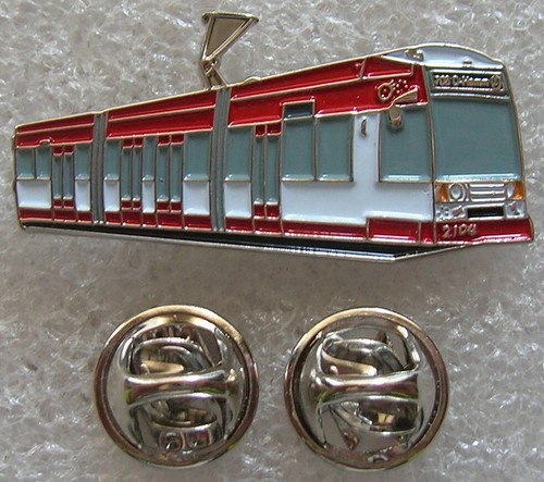 Pin Anstecker Straßenbahn Rheinbahn N GT L Lok Zug Tram Railway Art. 6166 - Bild 1 von 7
