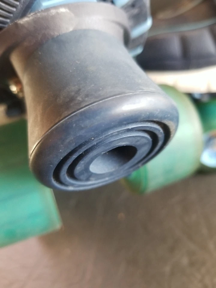 Skechers 4 Ruedas Mujer Patines EE. UU. Talla 4 Azul Marino Bebé Verde Ruedas Foto 4 de 4