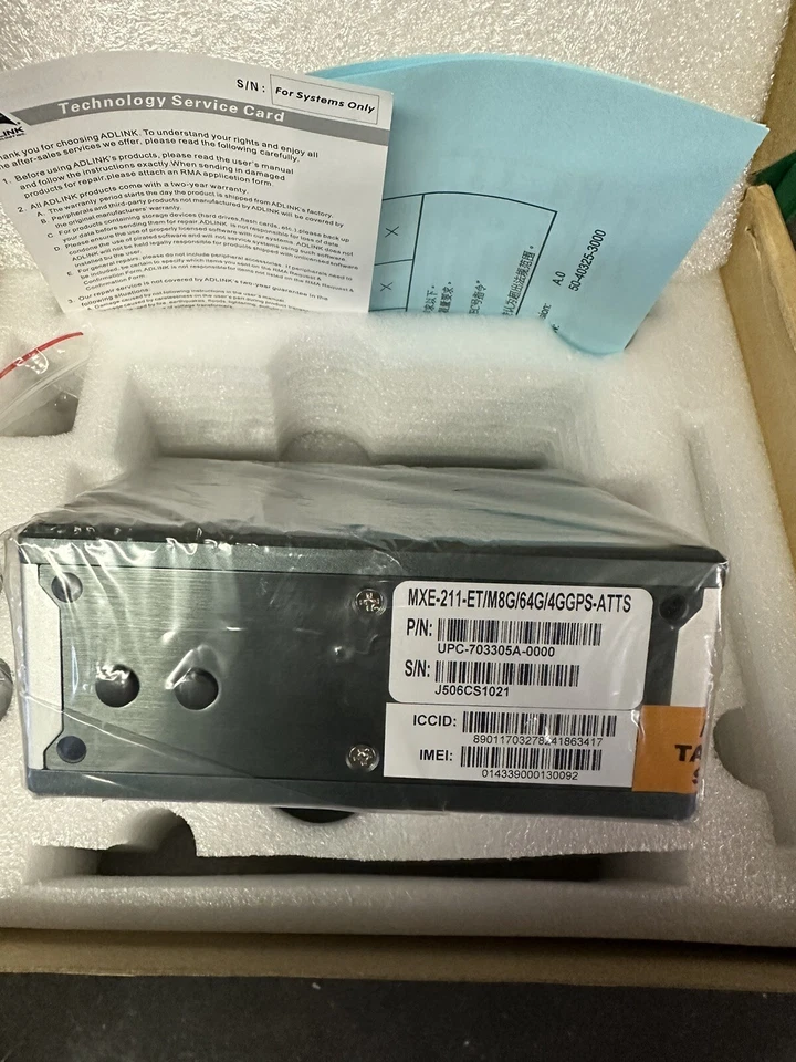 Computadora de escritorio integrada ADlink sin ventilador Intel E3950 8 GB 128 GB SSD MXE-211 Foto 3 de 4