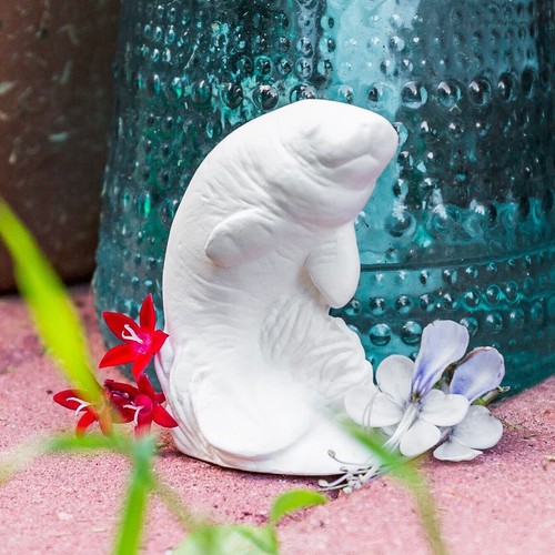Small Manatee Figurine 2.5" IN STOCK Ceramic Bisque Ready To Paint Pottery - Bild 1 von 5