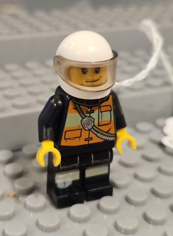 LEGO Minifigure- Firefighter Reflective Stripe Vest W Pickets Cty0344.  Lot239