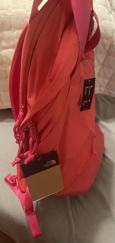 Mochila de día para mujer The North Face Never Stop en rojo arcilla y Mr. Rosa Nuevo $99 - Imagen 3 de 7