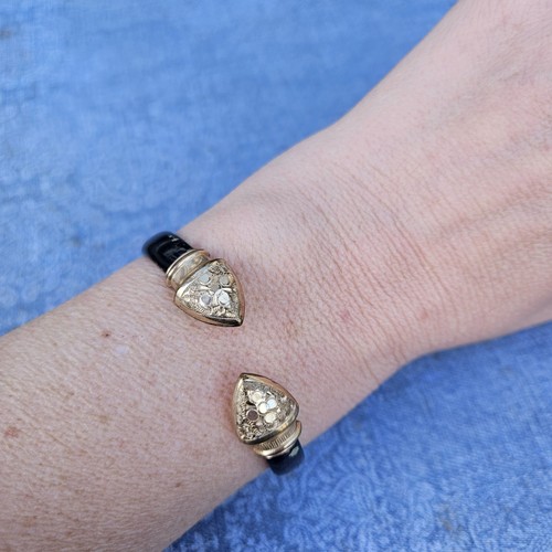 Bracciale Vintage Vittoriano Bypass Smalto Nero Su Metallo - Foto 11 di 11