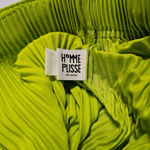 HOMME PLISSÉ ISSEY MIYAKE Plissee Herren Hose Größe 1 Fresh Green - Bild 6 von 12