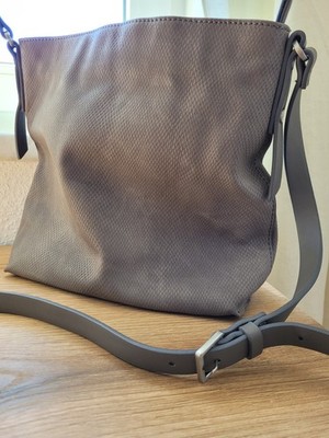 Umhängetasche Crossbody Esprit Grau Prägung