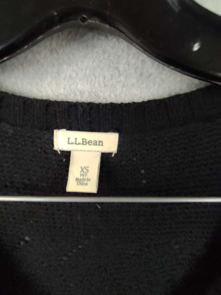 Suéter feminino LL Bean XS pequeno preto lã de cordeiro angorá cashmere cardigã cabine - Imagem 3 de 4