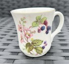 DUCHESS Set of 4 Coffee Mugs Fruits Berries England Bone China Gold Trim — photo 5