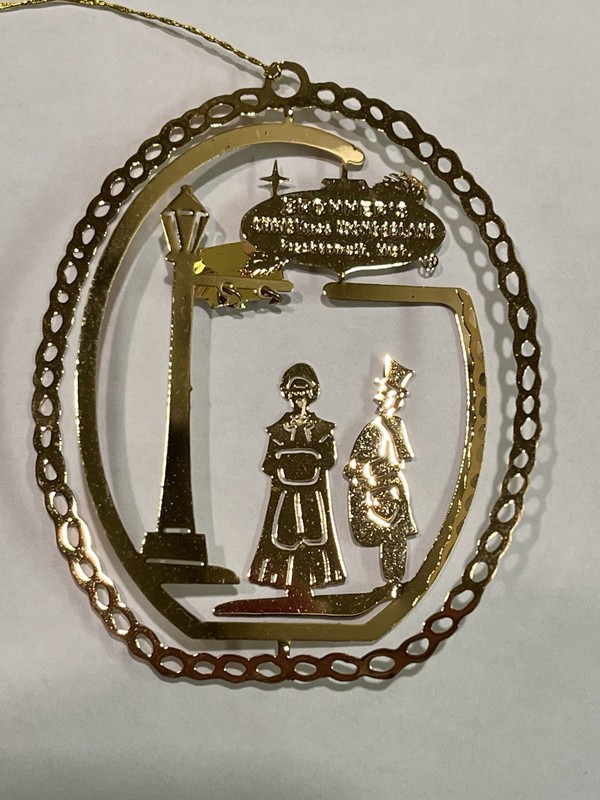 Bronner’s Christmas Wonderland 24K Gold Finish Brass Cutout Ornament Frankenmuth