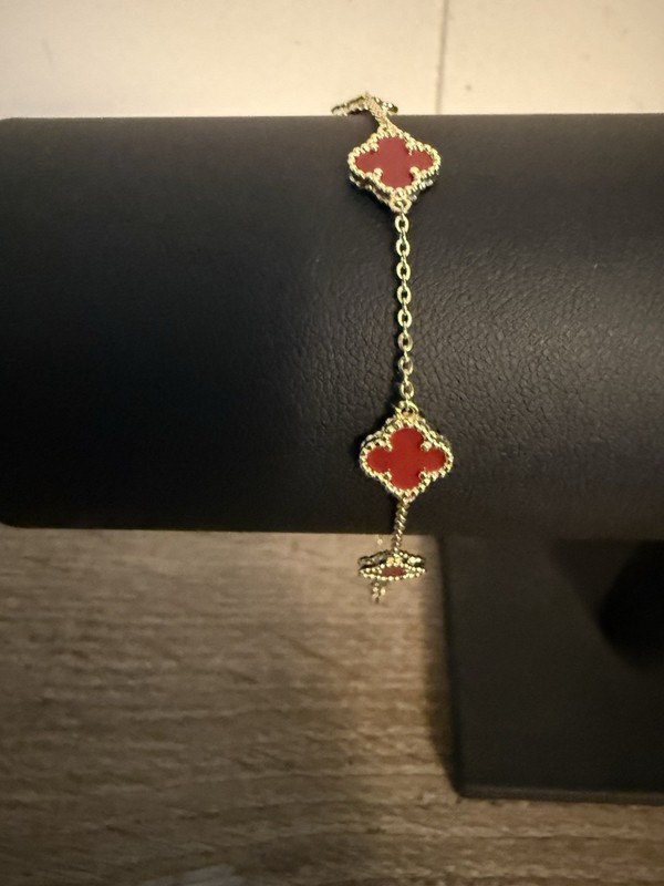 6.5-7.5” 14K over 925 Sterling Silver Red Carnelian Motif Clover Bracelet