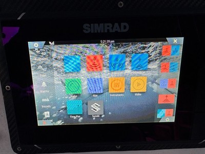Like New-Simrad NSS7 Evo2 Head Unit, 3-1 Structure Scan Transducer & Power Cord