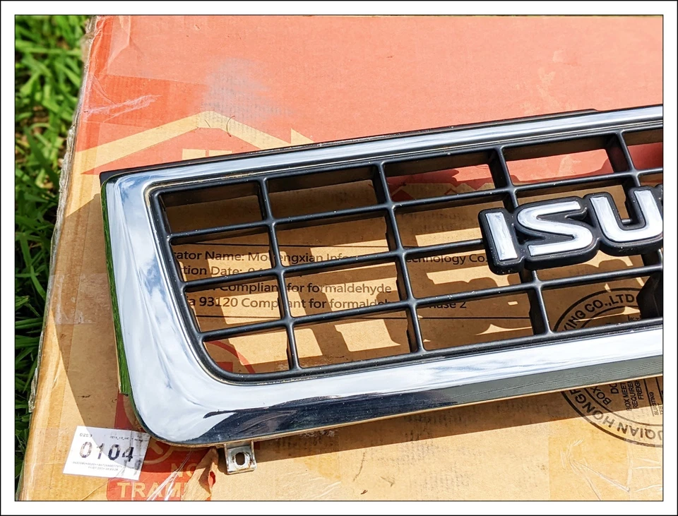 ✅ 93 ISUZU TROOPER 1993 PARRILLA DELANTERA OEM Foto 2 de 4