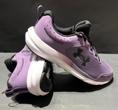 Womens Size 10 Sneakers UNDER ARMOUR CHARGED DELUXE FOAM 3026179 EU 42