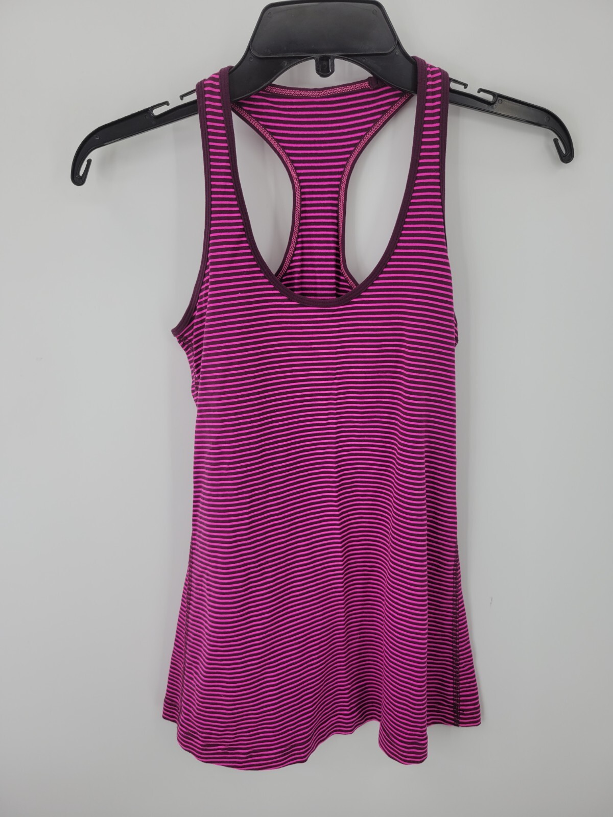 Lululemon Activewear Top Womens Small Pink Stripe Racerback Sporty Running Yoga