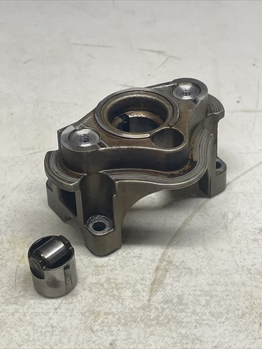 BMW 1er 3er 5er Motor N43 Lagerblock Hochdruckpumpe Nockenwellenbrücke  7540152