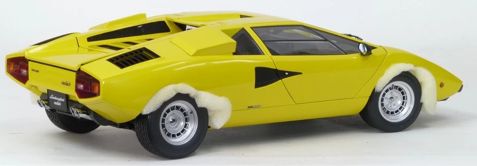 Kyosho 08611Y Lamborghini Countach LP400 - 1/12th scale - 1974 - Image 2 of 4