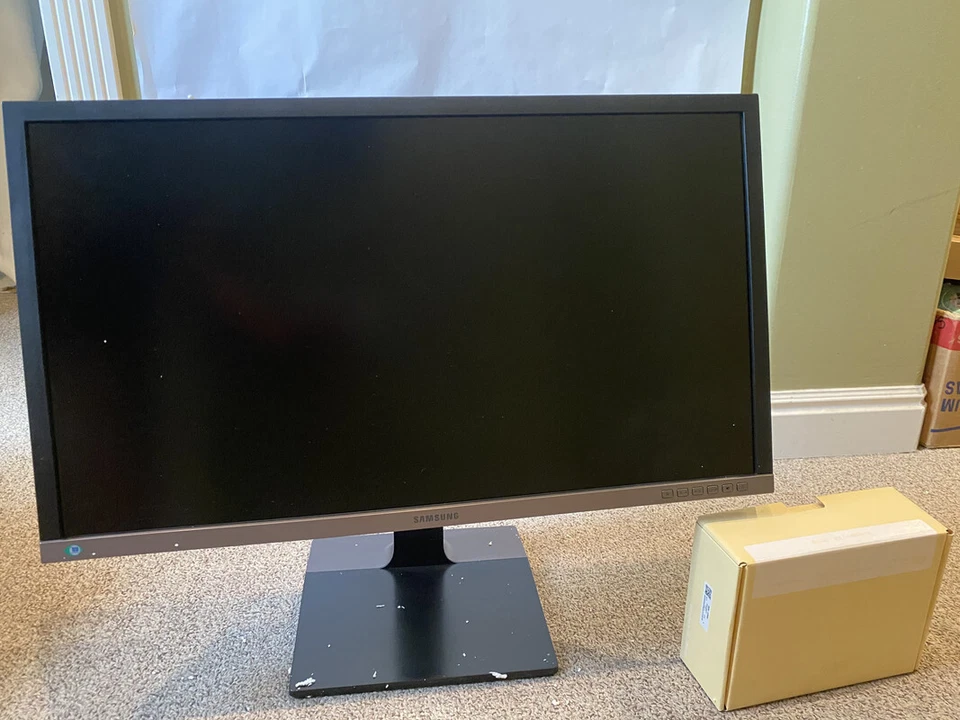 SAMSUNG U28E850R 28 PROFESSIONAL UHD MONITOR UE850 - Image 2 of 3