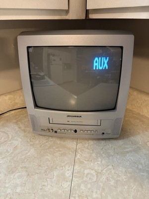 Sylvania SRC2213W 13'' VHS/CRT TV Combo Read VHS Not Working