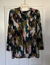 LOGO by Lori Goldstein Lounge Camo Sheer Shirt Green XS New