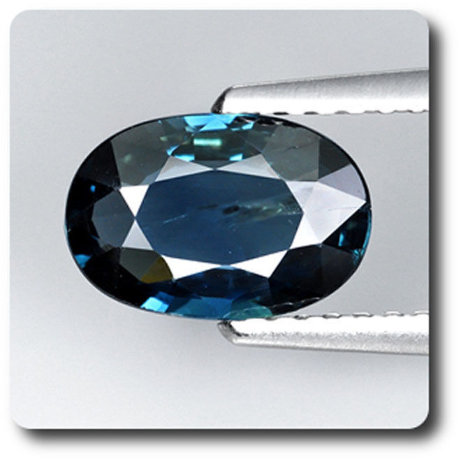 Saphir thaïlandais de 1,19 carat de couleur partielle