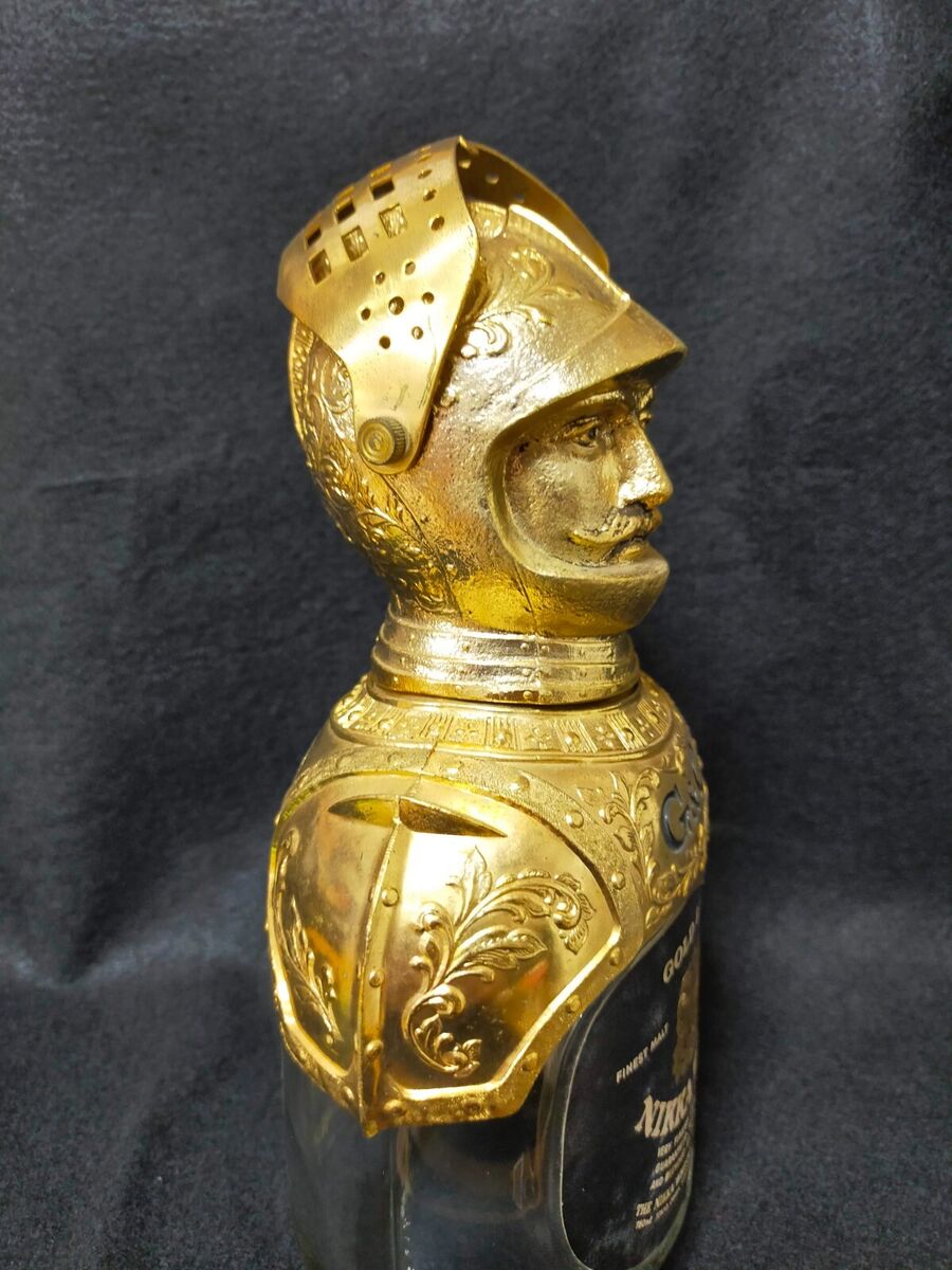 Nikka Whisky G & G Knight Gold Metal Topper & Empty Bottle Nikka Whisky G & G Knight Gold Metal Topper & Empty Bottle