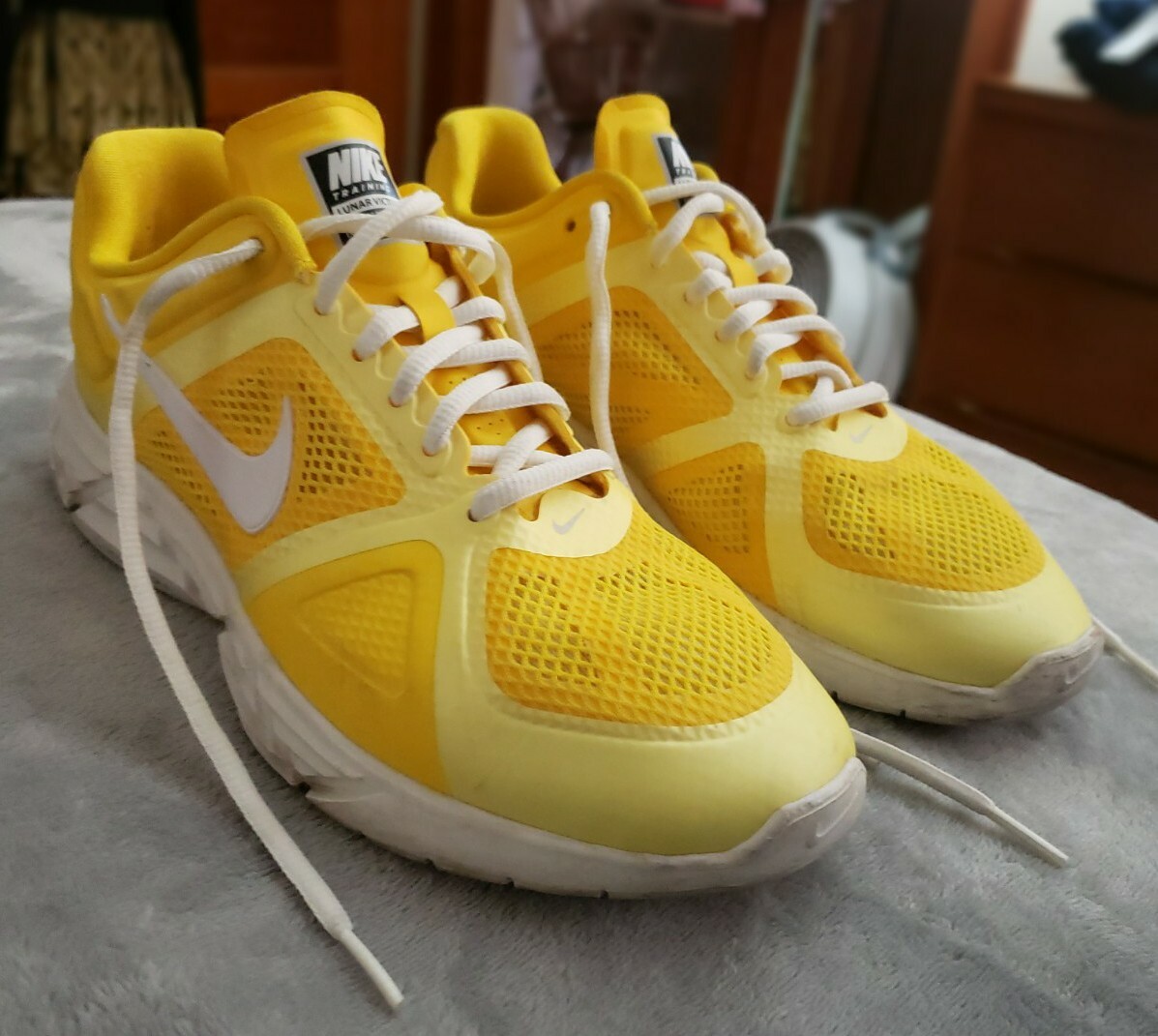 nike lunar trainer womens