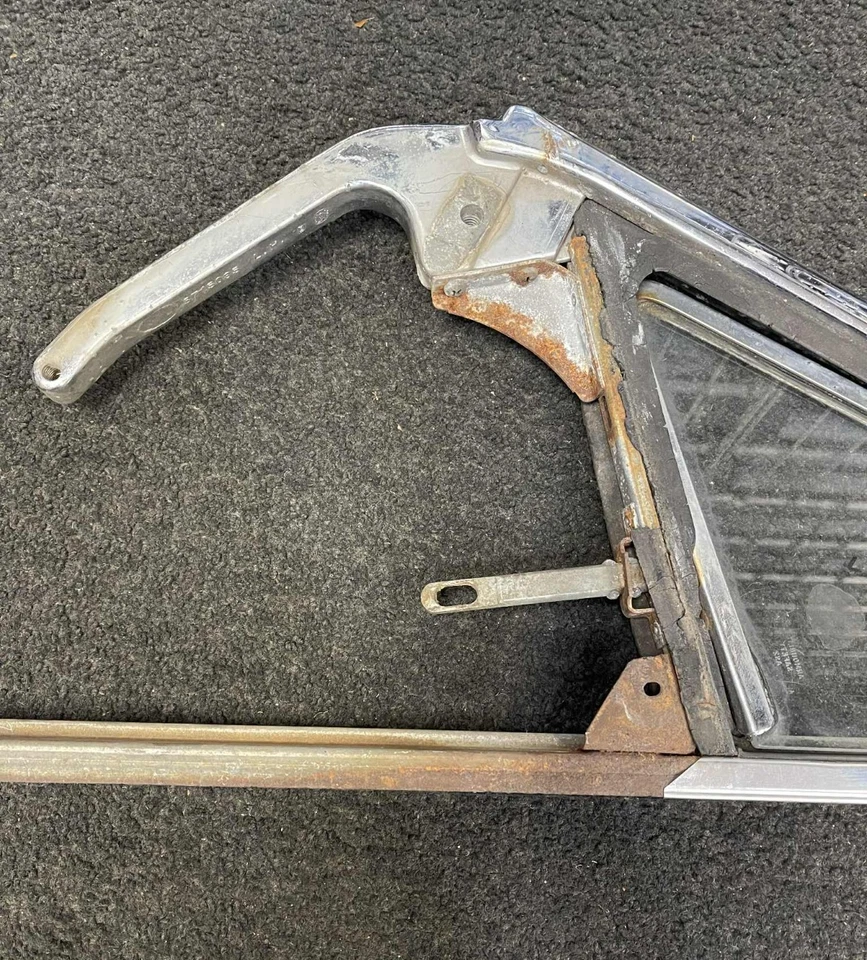 OEM 1963-1964 LH Sedan Vent Window Frame Buick Cadillac Pontiac Chevy P# 5715085 - Image 3 of 4