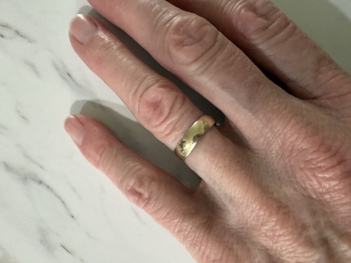 10K Yellow Gold Women's Anniversary Wedding Band Ring Size 6