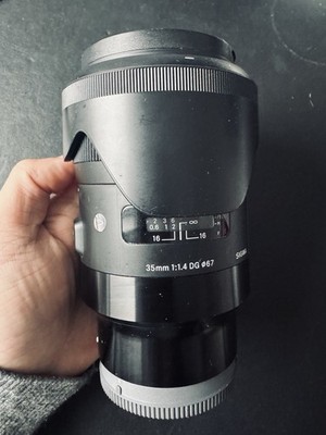 Sigma Art 35mm f/1,4 DG HSM Weitwinkelobjektiv (Sony E-mount)