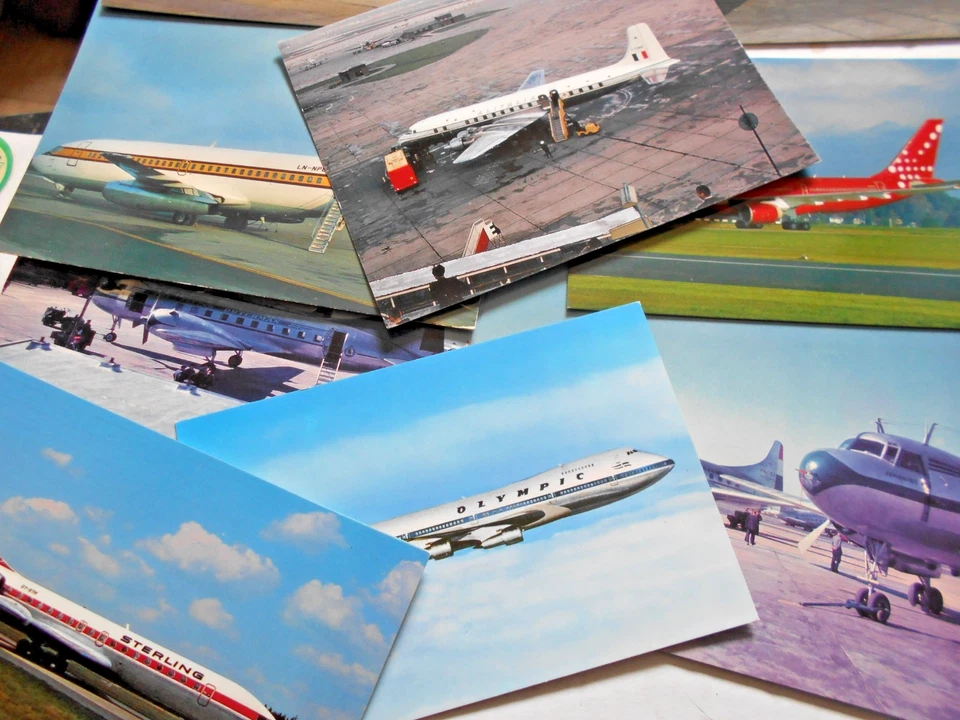 VINTAGE LOT OF 35 VARIOUS WORLD AIRLINES ON POSTCARDS MIXED LOT - Image 3 of 4