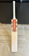 Gray Nicolls Stratos 1.1 300 Cricket Bat - SH - 2lbs 10oz
