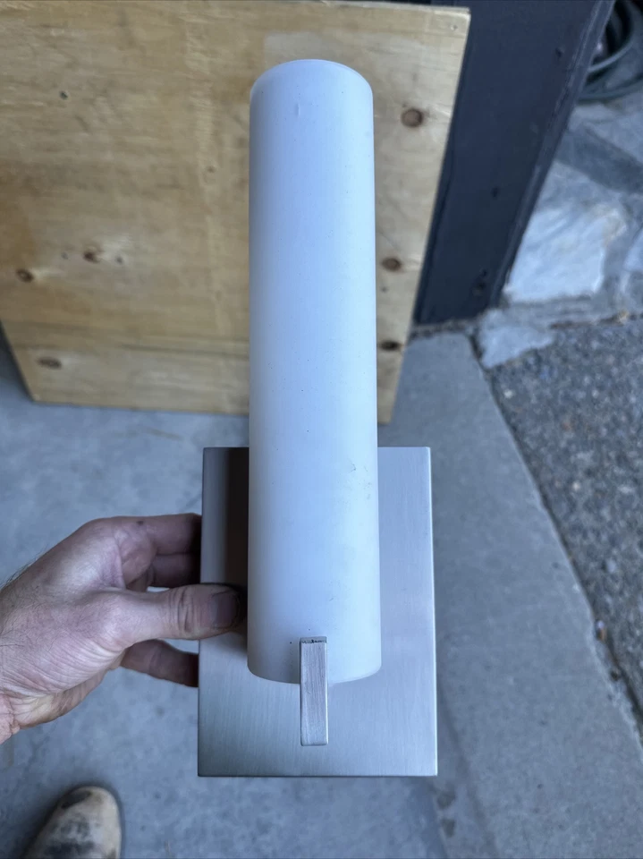 Aplique de montaje en pared tubo 5040 de George Kovacs tubo 1 P5040-084 níquel cepillado Foto 3 de 4