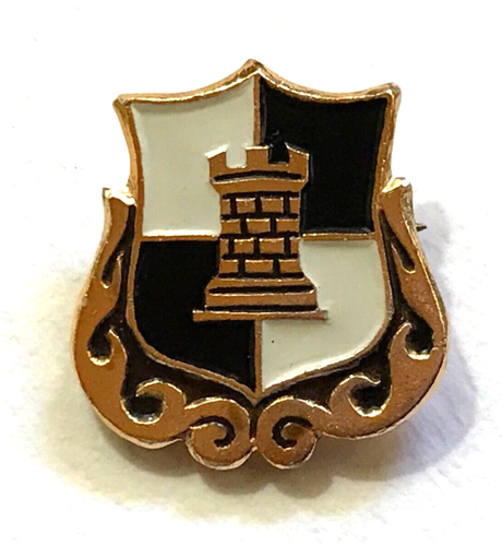 Boniface's Vacation Famous Soviet Cartoon Vintage Pinback Badge Brooch