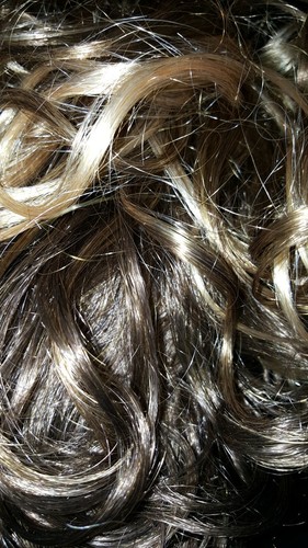 Motown Tress Curly Wig Rosie R27/24/4 Blonde Highlights - Picture 2 of 9